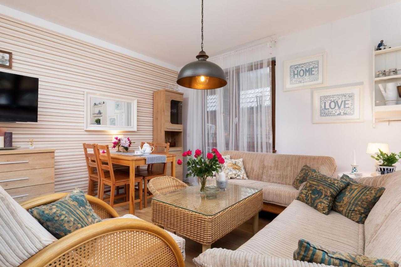 פוביירובו Veranda Domy I Apartament מראה חיצוני תמונה