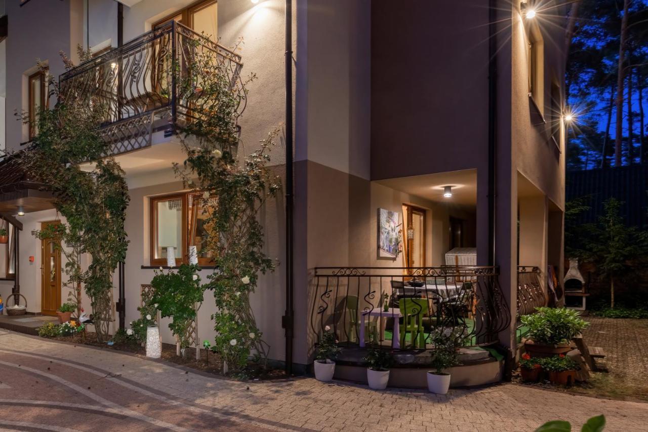 פוביירובו Veranda Domy I Apartament מראה חיצוני תמונה